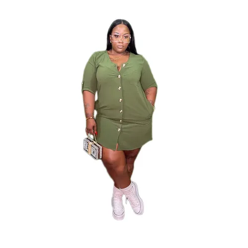 Green Buttoned Casual O Neck Plus Size Dresses with Pocket