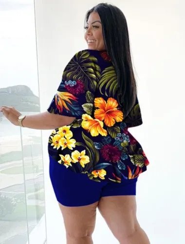 Plus Size Floral Print Blue V-Neck Half Sleeves Tie Ruffle Shirt and Short 2PCS Set