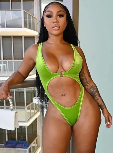 Green Velvet Cut Out V-Neck Sleeveless Bobysuit and Mini Skirt 2PCS Set