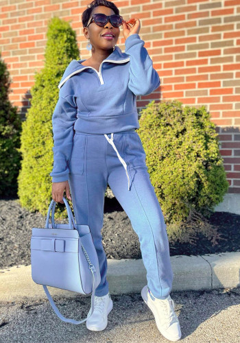 Light Blue 1/4 Zipper Sweatshirt and Sweatpants Two Piece Ste