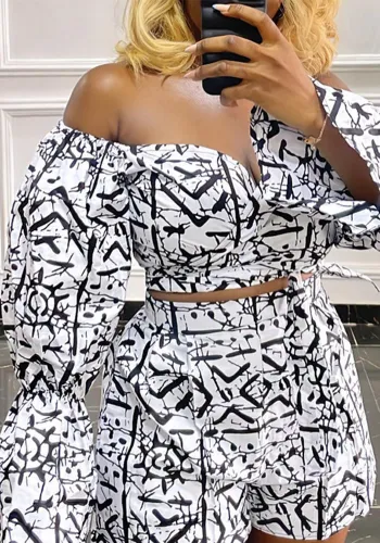 Print Off-Shoulder Bell Bottom Sleeve Top + Shorts Set