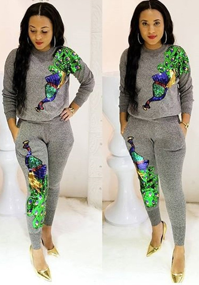 Trendy Peacock Sequin Applique Sweatsuit 2PCS Pants Set