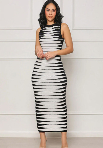 Fashion Sleeveless White and Black Print Long Bodycon Dress