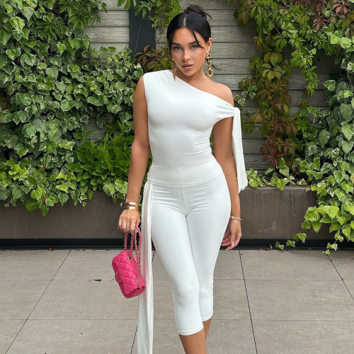 Slash Shoulder Sleeveless Solid Slim Two-Piece Shorts Set