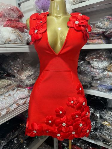 Fashion Flowers Deep-V Neck Sleeveless Party Dress