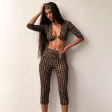 Sexy Print V-bar Crop Top and Capri Pants Two Piece Set with Headband