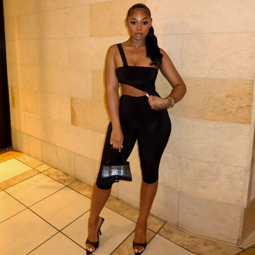 Sexy One-shoulder Sleeveless Cut-out Slim Rompers