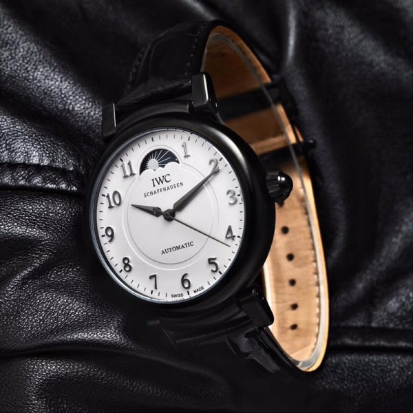 IWC(アイダブリューシー)  腕時計 自動巻き 42mm メンズ IWC-TSH480-048