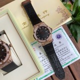 ウブロHUBLOT クラシックフュージョン Asian 2836ムーブメント搭載 JZ2001P440-HU02