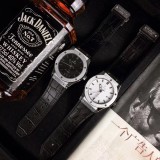 ウブロHUBLOT クラシックフュージョン ETA/2824-2ムーブメント搭載 EP2001P700-HU07
