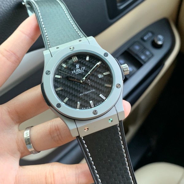 ウブロHUBLOT クラシックフュージョン 21600振動 オートマティック TSH2001P330-HU16