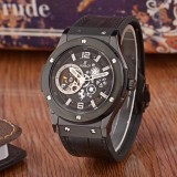HUBLOT ウブロ スーパーコピー メンズ 腕時計 自動巻き 時計 実物図 HU-TSH400-006
