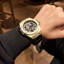 HUBLOT ウブロ スーパーコピー メンズ 腕時計 ビッグバン 時計 実物図 HU-WD780-002