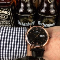 IWC(アイダブリューシー)  腕時計 40mm 自動巻き メンズ IWC-TSH440-53