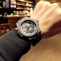 HUBLOT ウブロ スーパーコピー メンズ 腕時計 ビッグバン 時計 実物図 HU-WD780-001