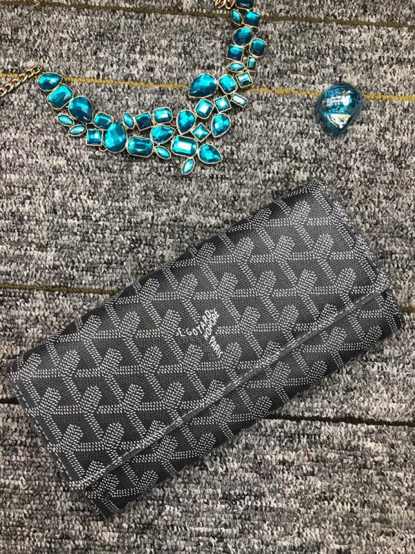 人気商品激安 ゴヤール（GOYARD）二つ折り長財布 GO19P150-GO246
