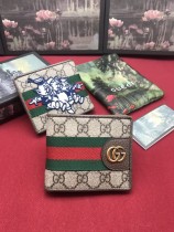 GUCCI グッチ 短財布 二つ折り短財布 557702-1 人気秋冬新作