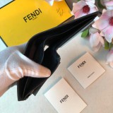新作 FENDI/フェンディ メンズ 二つ折り短財布 FE19P110-FD07