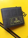 新作 FENDI/フェンディ メンズ 二つ折り短財布 FE19P110-FD01
