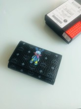 人気商品激安 エムシーエム 短財布 三つ折り財布 A8803-MC483