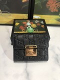 GUCCI グッチ 短財布 Wホック短財布 453155-4 人気秋冬新作
