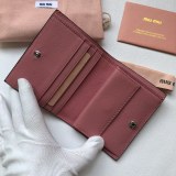 MIUMIU ミュウミュウ 新作 短財布 二つ折り財布 BLL-2001P80-5MV204-1