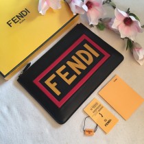 新作 FENDI/フェンディ  セカンドバッグ ポーチ FE19P180-FD06