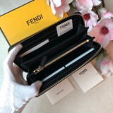 FENDI/フェンディ ラウンドファスナー式長財布 FE19P160-FD10