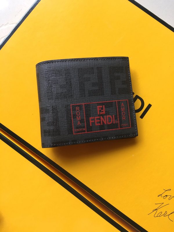 新作 FENDI/フェンディ メンズ 二つ折り短財布 FE19P110-FD02