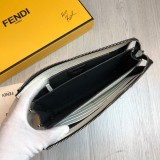 特N品 FENDI/フェンディ 財布 セカンドバッグ XD19P380-FD24