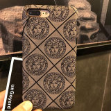 ヴェルサーチ iphone7/7plusケース 女性向け シンプル風 アイフォン8カバー 人気 お洒落 彼女プレゼント 高品質