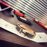 HERMES/エルメス 今季の新作 ブレスレット.カフブレス 19P280-HE87