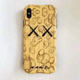 Kaws iphone11/11pro/11pro maxケース アイフォンxs/xr/xs maxケース 可愛いiphone x/7/8/plusケース 個性潮流 大人気