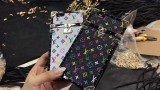 ルイヴィトン モノグラム iphoneX/xr/xs maxケースブランド iphone xs/8plusカバー人気通販  ストラップ付け 男女兼用
