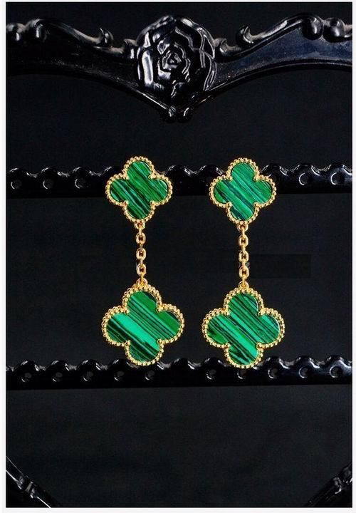 Van Cleef & Arpels  ヴァン クリーフ＆アーペル イヤリング ピアス Van-25e