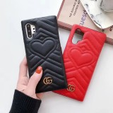 新作グッチ(gucci)iphone11/11pro/11pro maxケース高品質牛革芸能人愛用 大人気★新商品