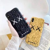 Kaws iphone11/11pro/11pro maxケース アイフォンxs/xr/xs maxケース 可愛いiphone x/7/8/plusケース 個性潮流 大人気