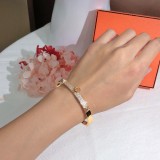 HERMES/エルメス 今季の新作 ブレスレット.カフブレス 19P85-HE74