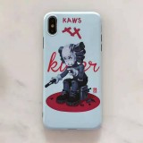 KAWS　可愛いiphone11/11pro/11pro maxケース即納品 オシャレブランドiphone   x/xs/xr/xs maxケース個性iphone7/8/plusケースジャケット型 耐衝撃