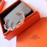 HERMES/エルメス 今季の新作 ブレスレット.カフブレス 19P140-HE99