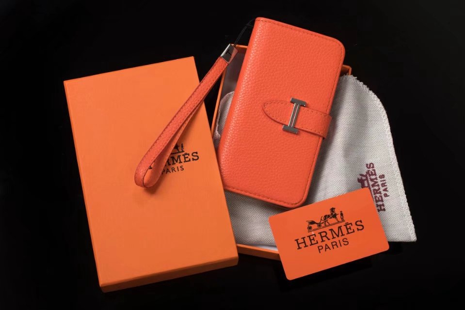 HERMES エルメス　スマートフォンケース　iPhoneケース　ストラップ HERMES エルメス スマートフォンケース iPhoneケース ストラップ
