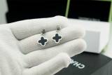 Van Cleef & Arpels ヴァン クリーフ＆アーペル イヤリング ピアス Van-200e