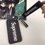 シュプリーム iphone xr/xs maxケース  個性設計 supreme iphone x/xsカバーキーボルダー付け 人気潮流 アイフォン10R/8plusケース カップルお勧め