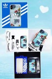 Adidas iPhone XI/XI maxケース ブランド 潮流 アディダスiPhone 11/11 proケース 運動風 アディダスアイフォンXR/XSケース 肩掛け式 ファション