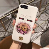 グッチ iphone xr/xs/xs maxケース お洒落 ブランド iphoneテンアール/x/8plus/xs マックスカバー タイガー 3色選べ ペア向け