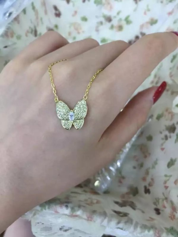 新品入荷 Van Cleef & Arpels  ヴァン クリーフ＆アーペル ネックレス Van-100n