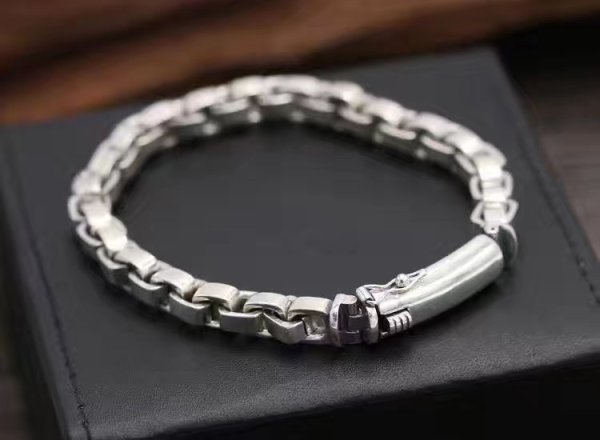 ChromeHearts クロムハーツ100% 925シルバー 正規品品質 恋人 カフブレス ch678330