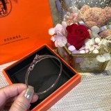HERMES/エルメス 今季の新作 ブレスレット.カフブレス 19P140-HE98