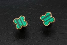 Van Cleef & Arpels ヴァン クリーフ＆アーペル イヤリング ピアス Van-215e