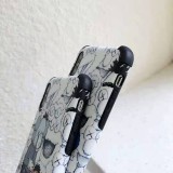 KAWS iphone 11/11Rケース可愛いキャラクター付きiphone xr/xs maxケース 個性潮流iphonex/8/7 plusケース 保護性 耐衝撃